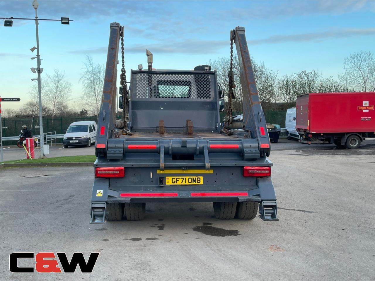 Vehicle image 6